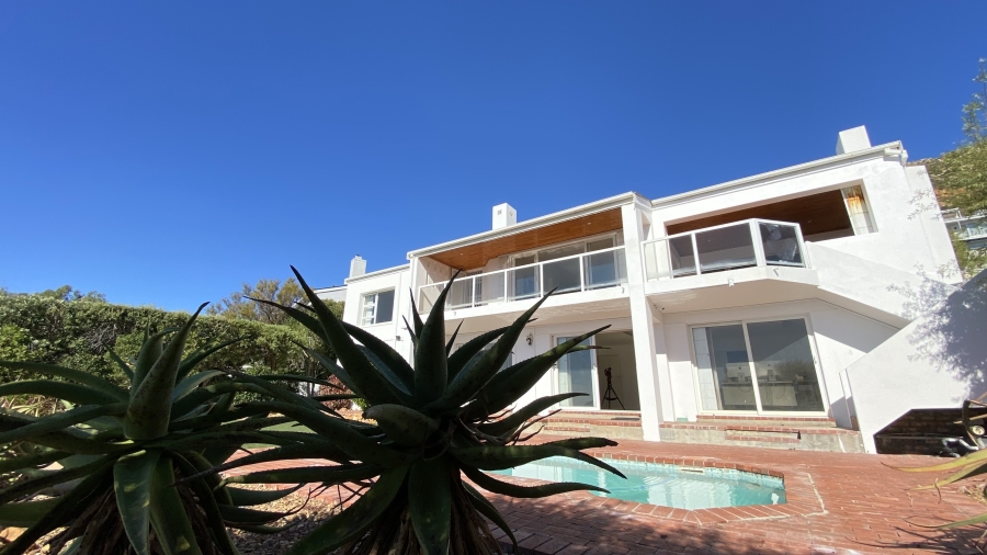 5 Bedroom Property for Sale in Simons Kloof Western Cape
